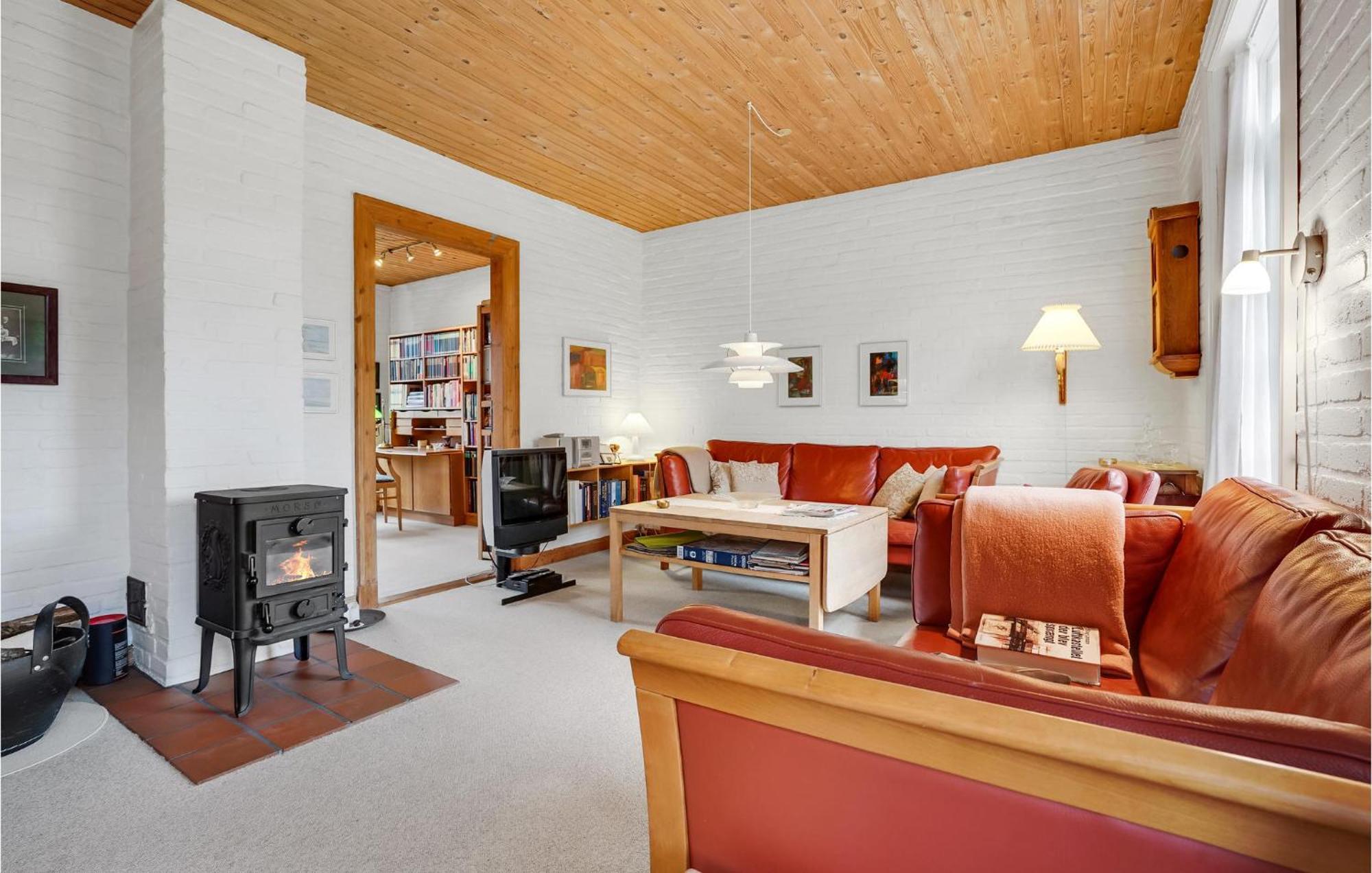Lovely Home In Sonderborg With Kitchen Extérieur photo